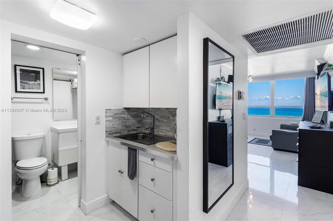 マイアミビーチ 7Th - Seven Heaven Miami - Stunning Ocean Front- Free Parkingアパートホテル エクステリア 写真